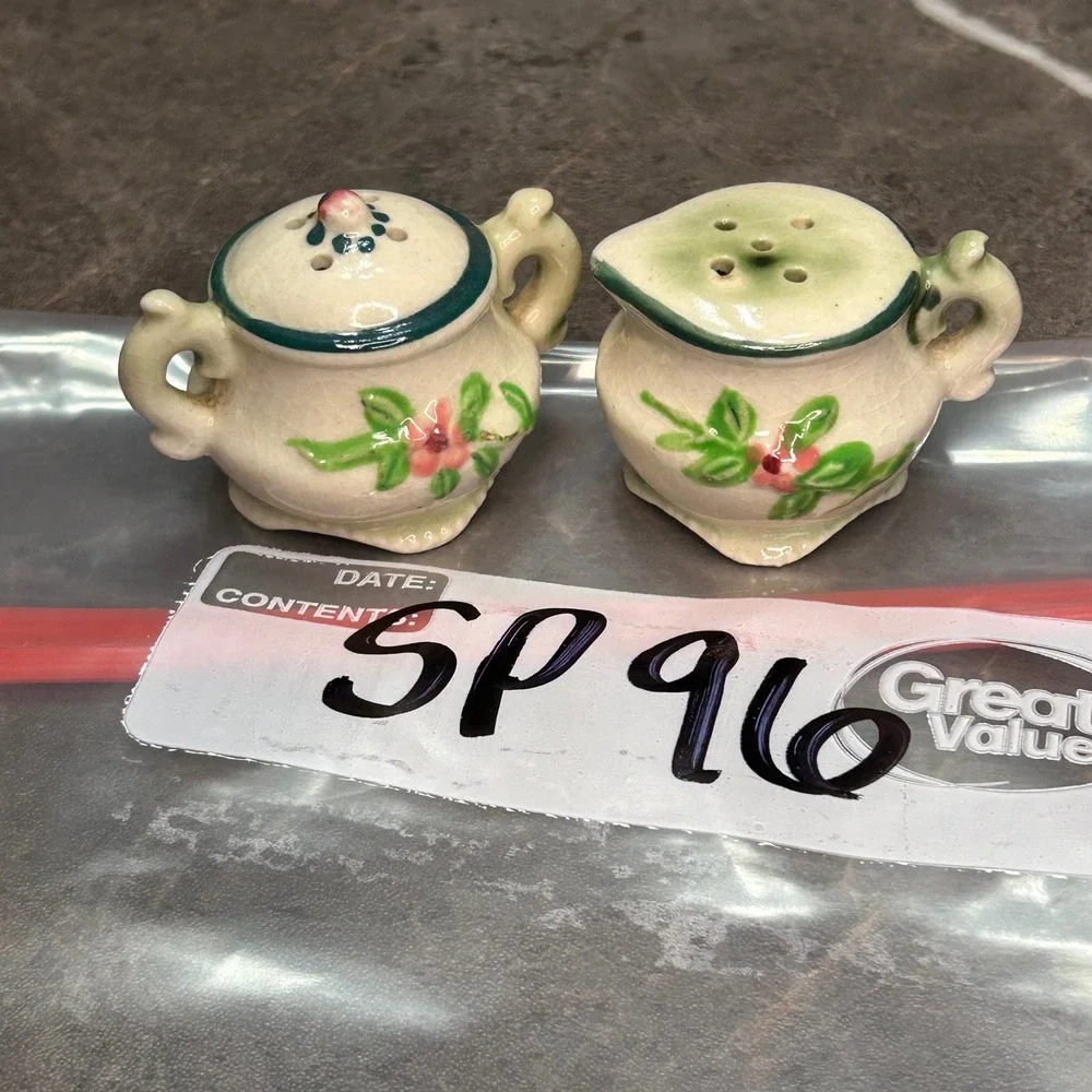 Vintage Japan Ceramic Salt and Pepper Shakers Sugar Creamer Floral Set SP916